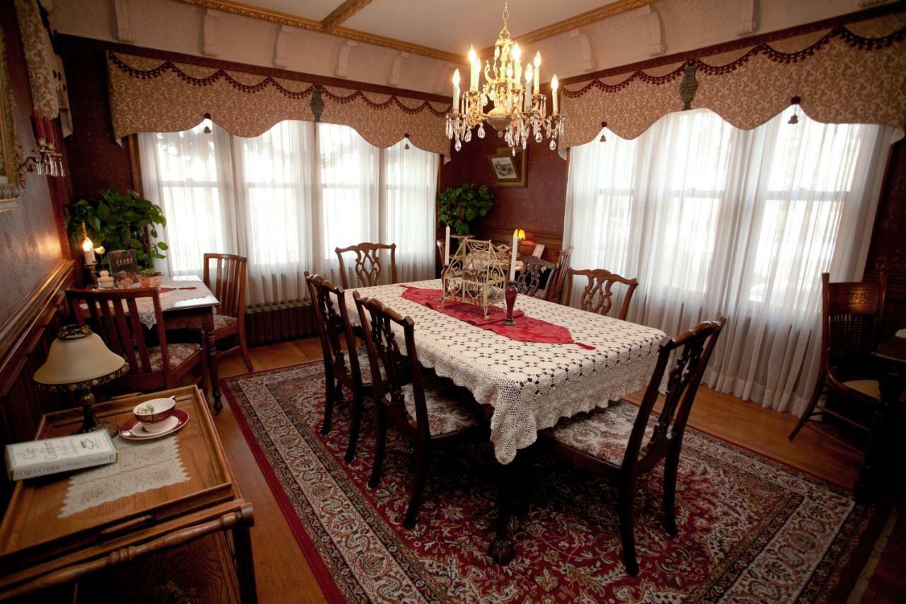 Westphal Mansion Inn Bed & Breakfast Hartford Exterior foto